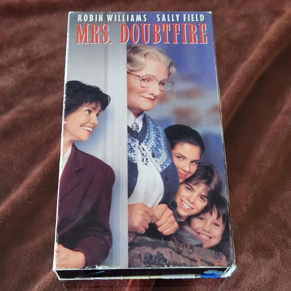 Mrs. Doubtfire - 1993 - VHS tape